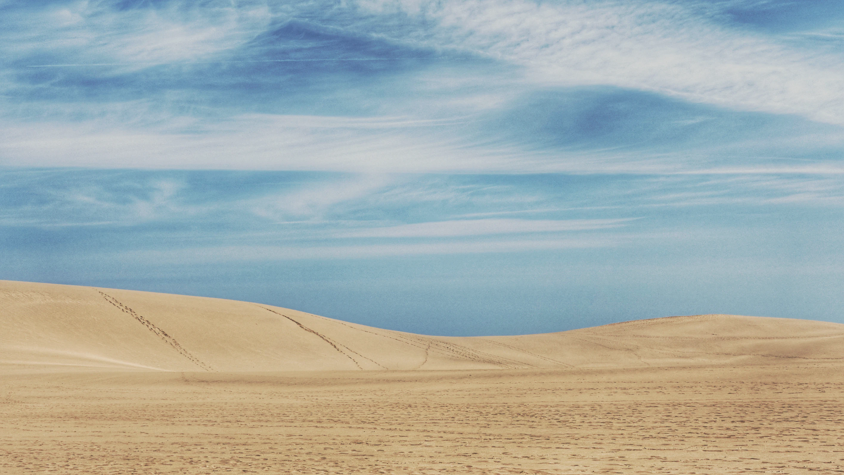 Featured image of post Tottori: Japan's Desert by the Sea, in Its Least-Populated Prefecture
